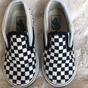 🌟 B/W Checkered Vans. Size 8. GUC